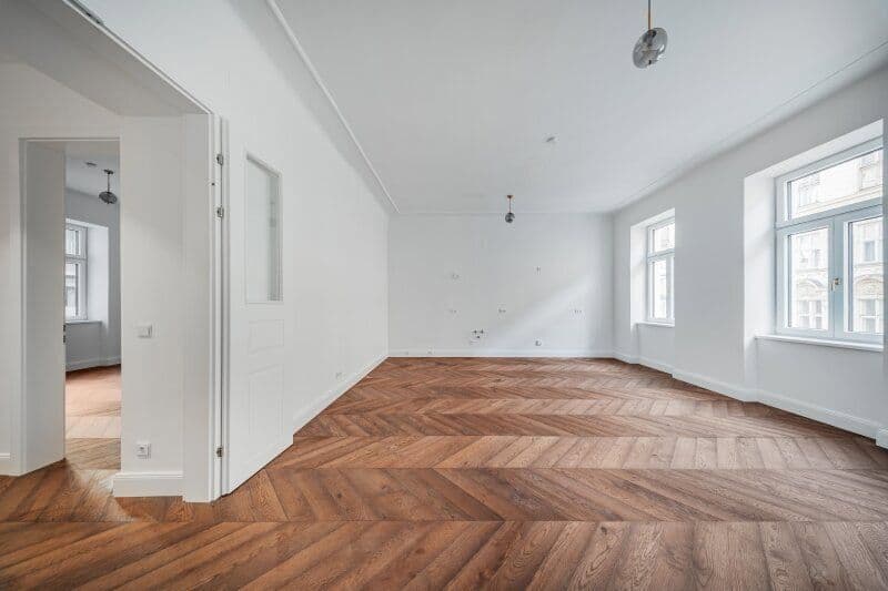 Prenájom bytu 3-izbový 89 m², München, Bavorsko Prenájom bytu 3-izbový 89 m², München, Bavorsko