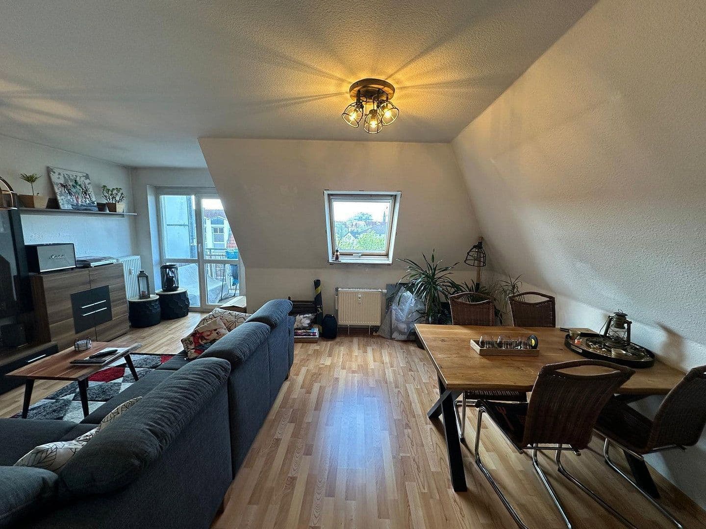 Predaj bytu 3-izbový 61 m², Kipsdorfer Straße 121-121B, Dresden, Sasko Predaj bytu 3-izbový 61 m², Kipsdorfer Straße 121-121B, Dresden, Sasko