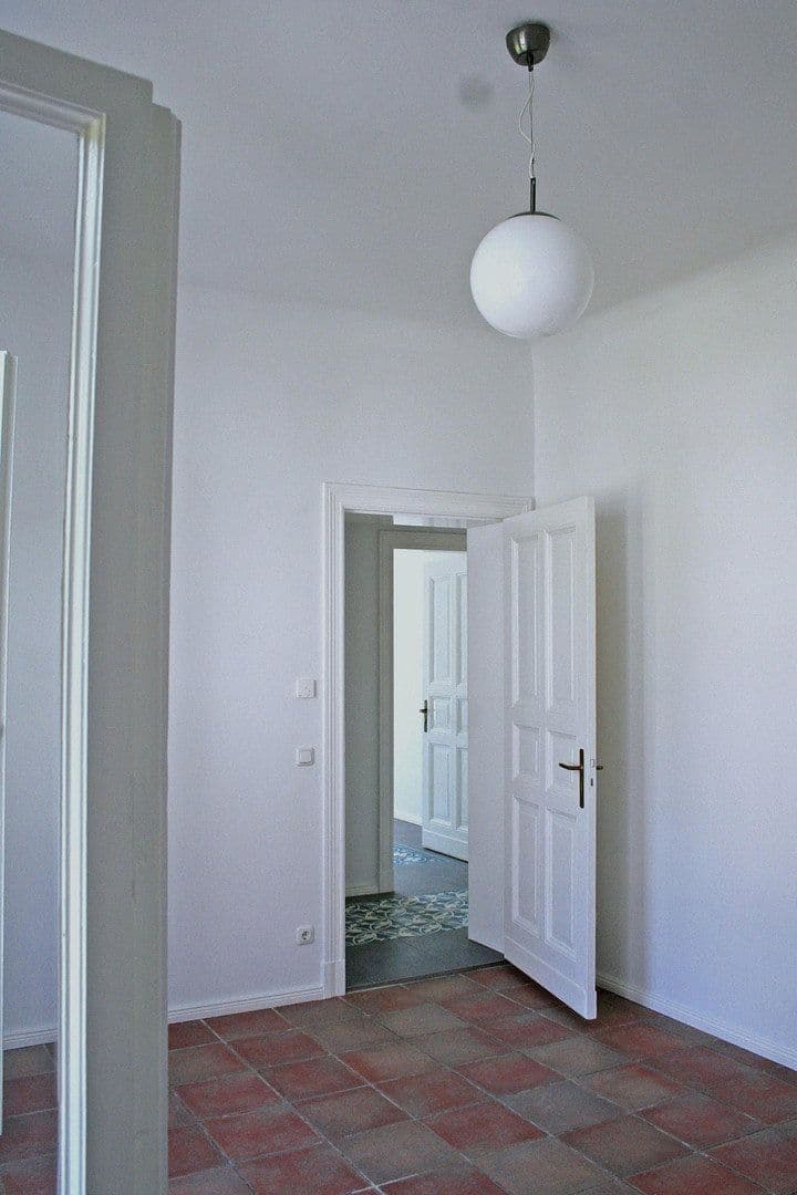 Prenájom bytu 4-izbový 130 m², Bernauer Chaussee 48, Wandlitz, Brandenbursko Prenájom bytu 4-izbový 130 m², Bernauer Chaussee 48, Wandlitz, Brandenbursko