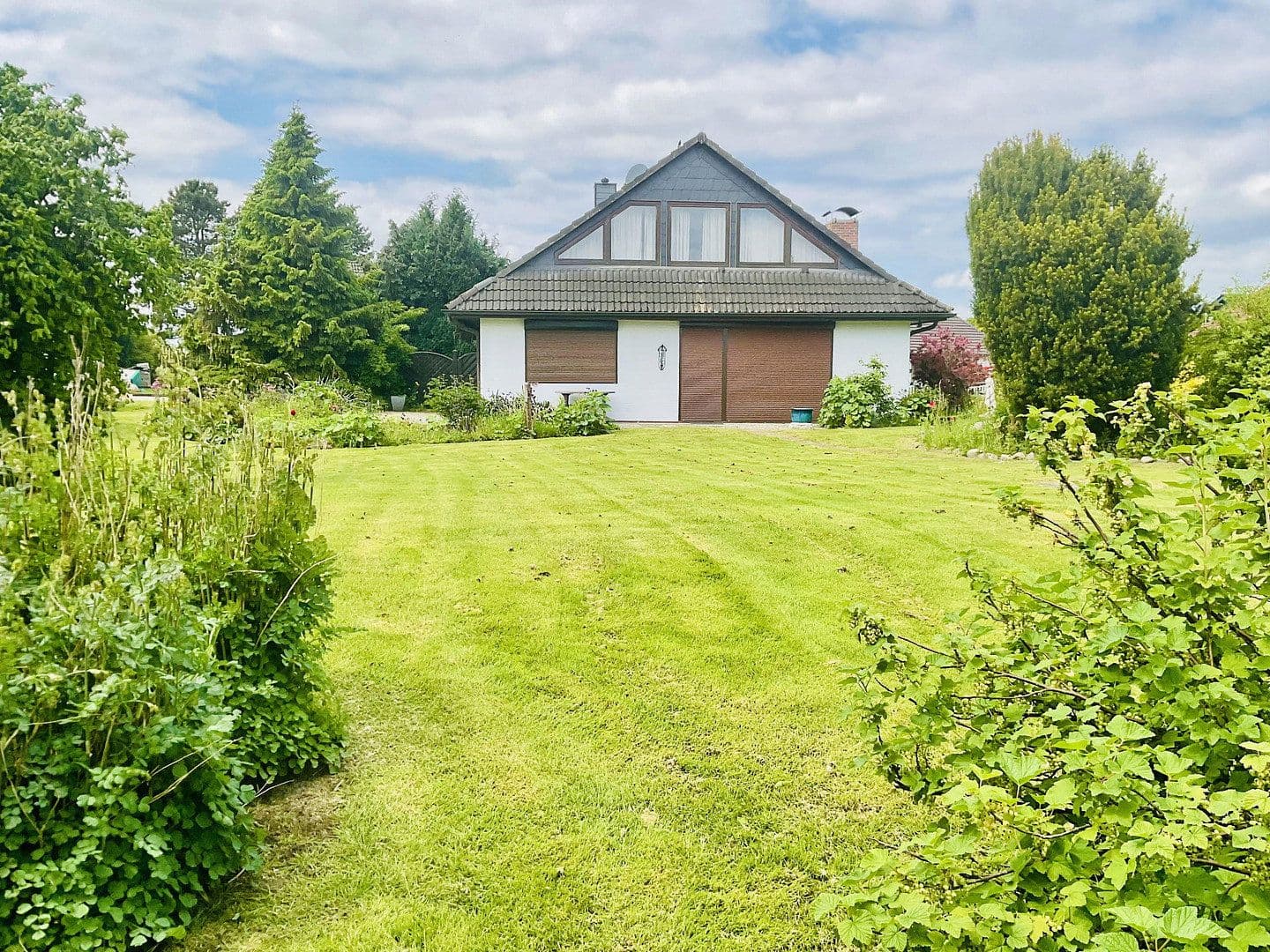 Predaj domu 155 m², pozemek 1.294 m², Jork, Dolné Sasko Predaj domu 155 m², pozemek 1.294 m², Jork, Dolné Sasko