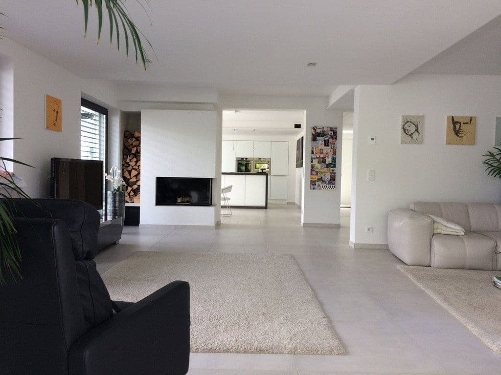Predaj domu 315 m², pozemek 700 m², Kelkheim (Taunus), Hesensko Predaj domu 315 m², pozemek 700 m², Kelkheim (Taunus), Hesensko