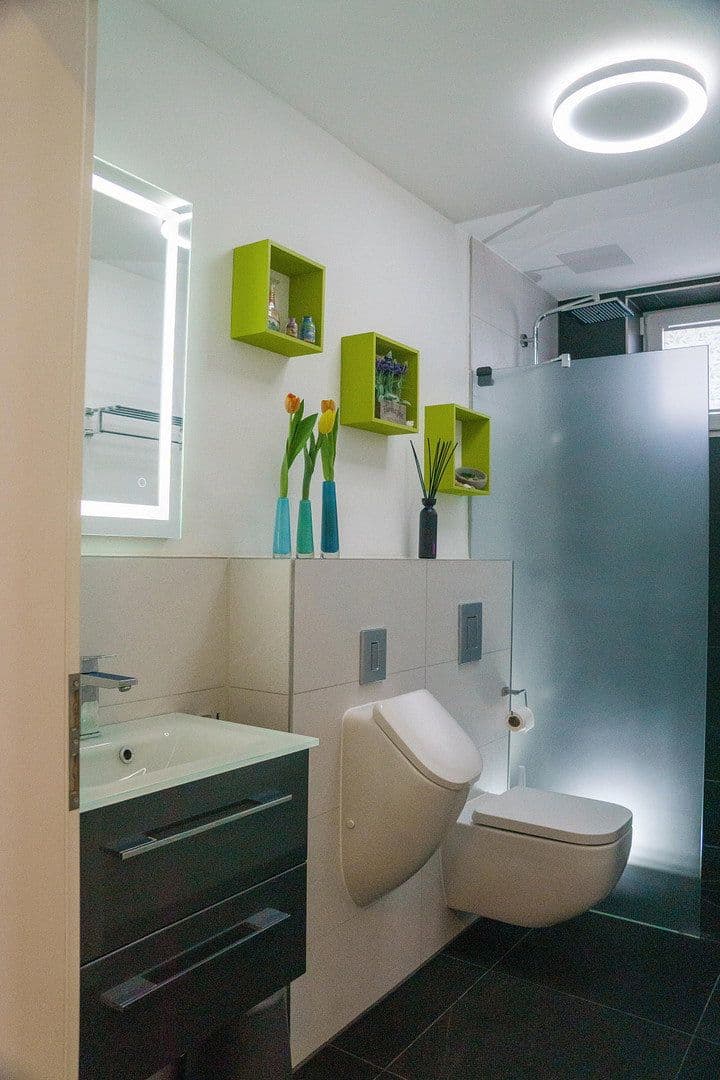 Predaj domu 160 m², pozemek 564 m², Neustadt (Wied), Porýnie-Falcko Predaj domu 160 m², pozemek 564 m², Neustadt (Wied), Porýnie-Falcko