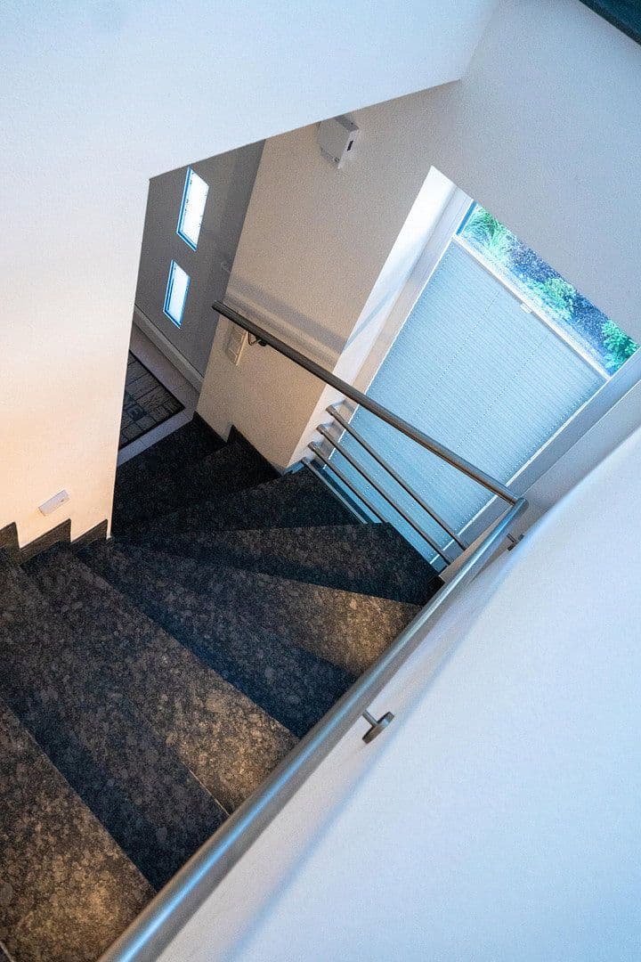 Predaj domu 160 m², pozemek 564 m², Neustadt (Wied), Porýnie-Falcko Predaj domu 160 m², pozemek 564 m², Neustadt (Wied), Porýnie-Falcko
