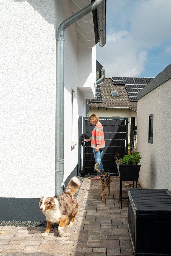 Predaj domu 160 m², pozemek 564 m², Neustadt (Wied), Porýnie-Falcko Predaj domu 160 m², pozemek 564 m², Neustadt (Wied), Porýnie-Falcko