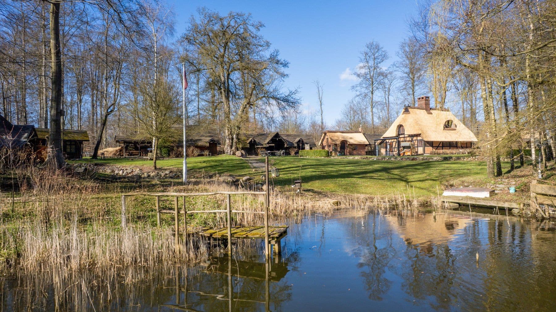 Predaj domu 116 m², pozemek 7.315 m², Kiekut, Seedorf, Šlezvicko-Holštajnsko Predaj domu 116 m², pozemek 7.315 m², Kiekut, Seedorf, Šlezvicko-Holštajnsko