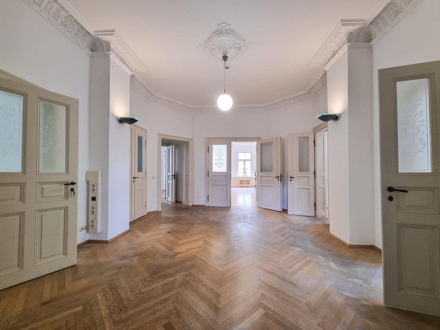 Prenájom kancelárie 300 m², Leipzig, Sasko Prenájom kancelárie 300 m², Leipzig, Sasko