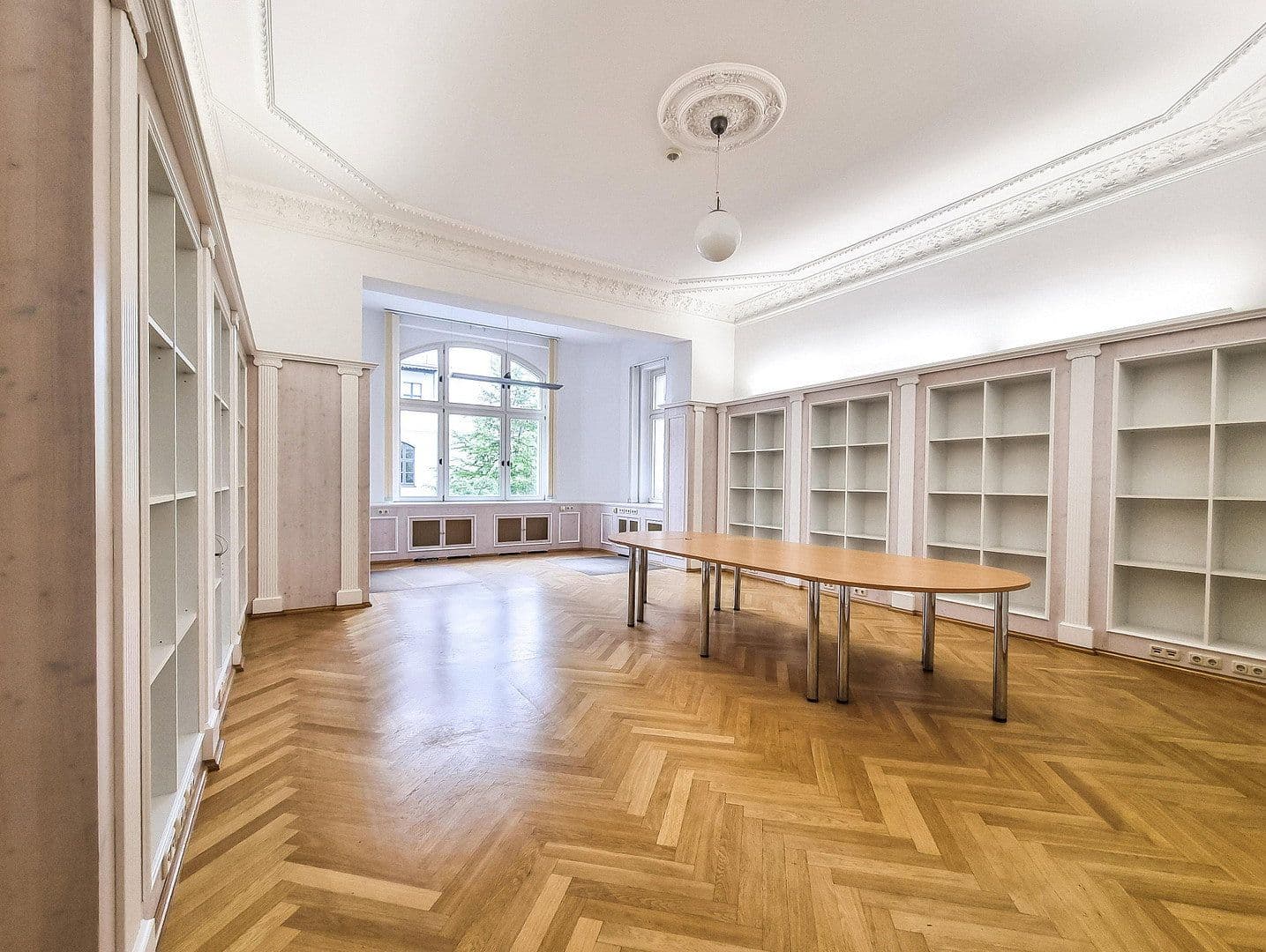 Prenájom kancelárie 300 m², Leipzig, Sasko Prenájom kancelárie 300 m², Leipzig, Sasko