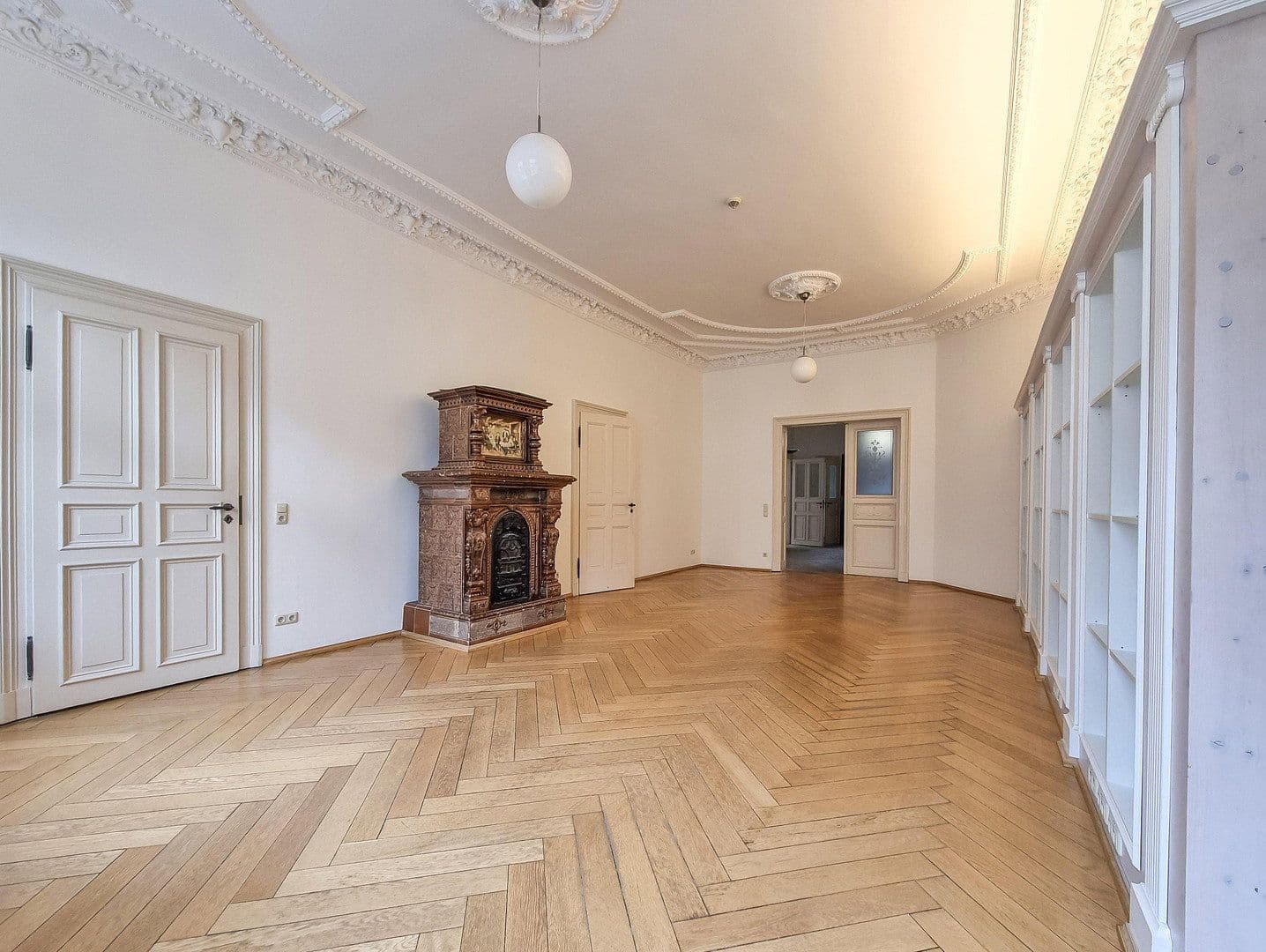 Prenájom kancelárie 300 m², Leipzig, Sasko Prenájom kancelárie 300 m², Leipzig, Sasko