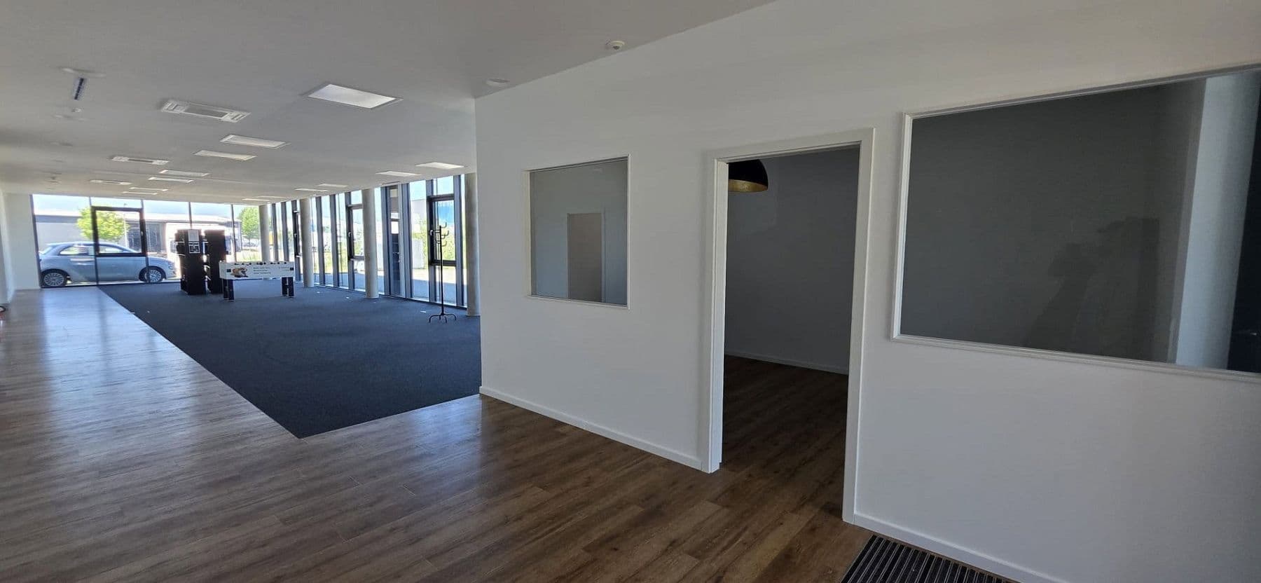 Prenájom kancelárie 206 m², Wilhelm-Leonhard-Straße 16, Kehl, Bádensko-Wurttembersko Prenájom kancelárie 206 m², Wilhelm-Leonhard-Straße 16, Kehl, Bádensko-Wurttembersko
