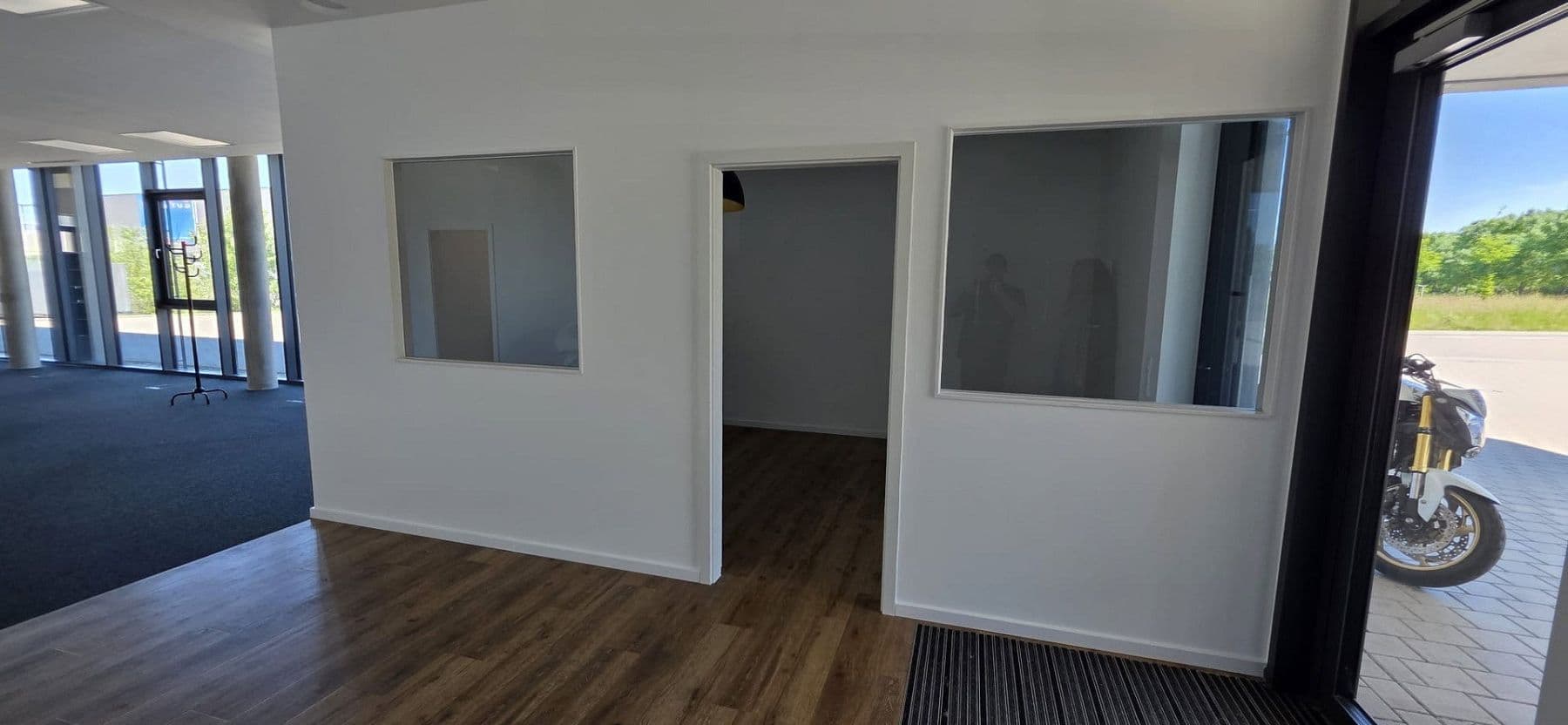 Prenájom kancelárie 206 m², Wilhelm-Leonhard-Straße 16, Kehl, Bádensko-Wurttembersko Prenájom kancelárie 206 m², Wilhelm-Leonhard-Straße 16, Kehl, Bádensko-Wurttembersko