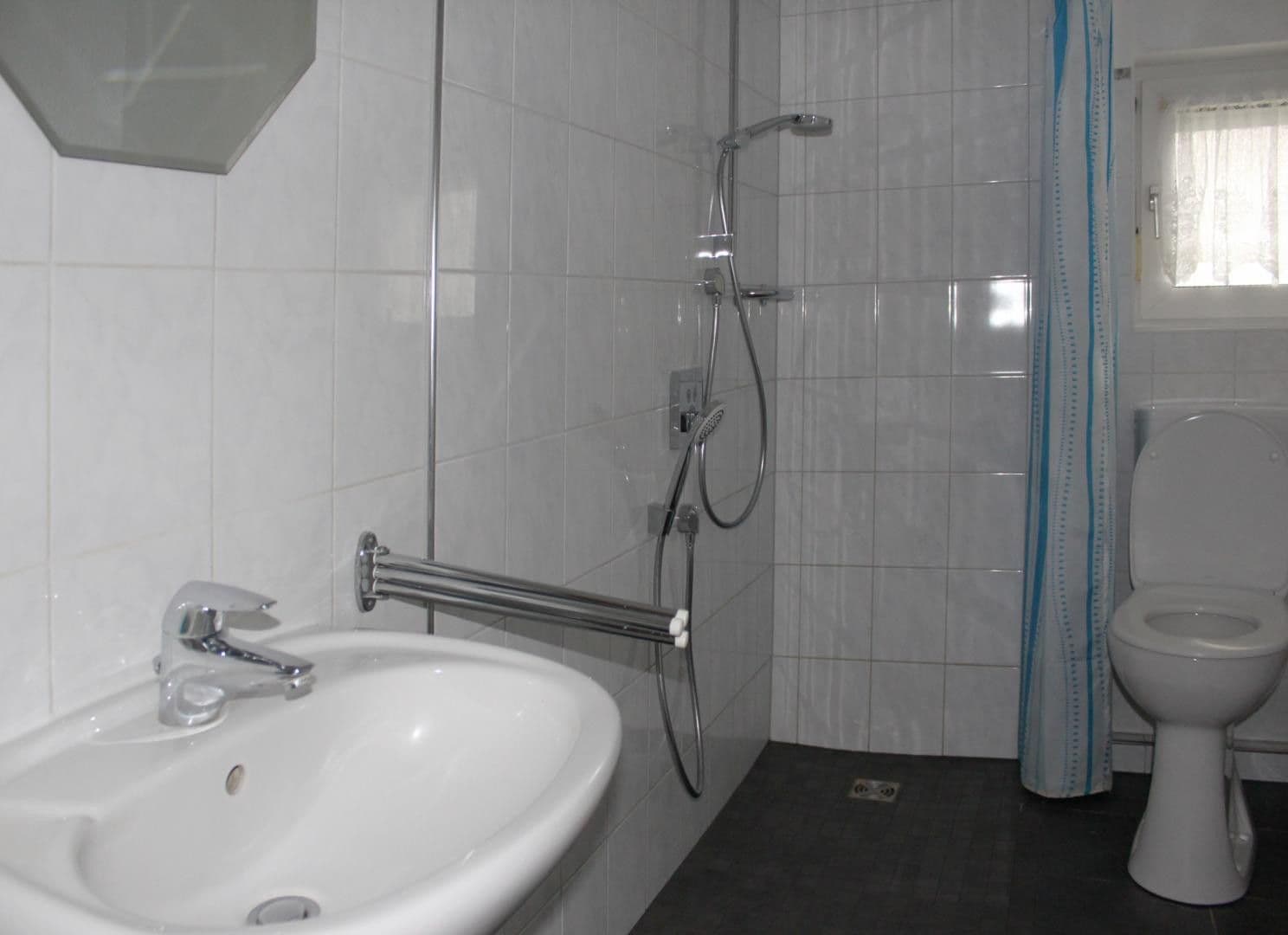 Predaj domu 188 m², pozemek 1.928 m², Alzenau, Bavorsko Predaj domu 188 m², pozemek 1.928 m², Alzenau, Bavorsko