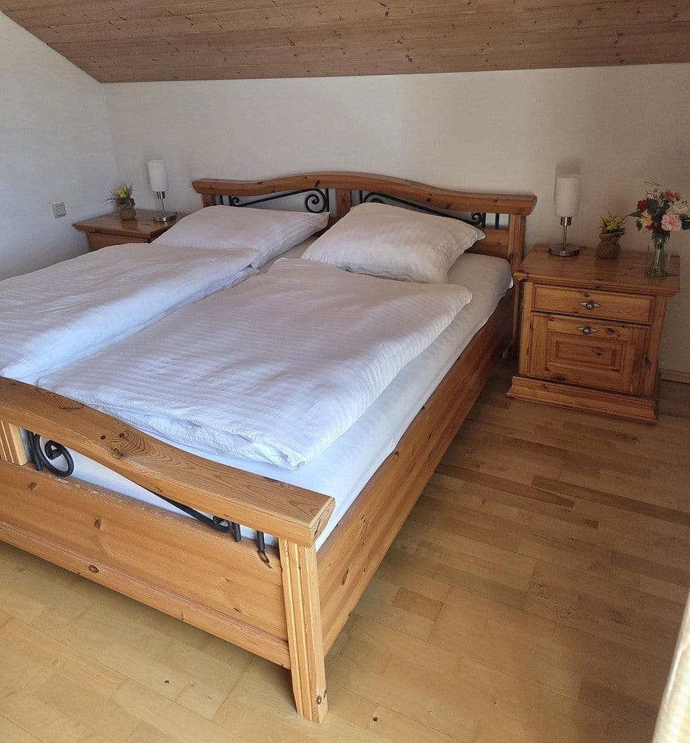 Predaj domu 143 m², pozemek 887 m², Vilgertshofen, Bavorsko Predaj domu 143 m², pozemek 887 m², Vilgertshofen, Bavorsko