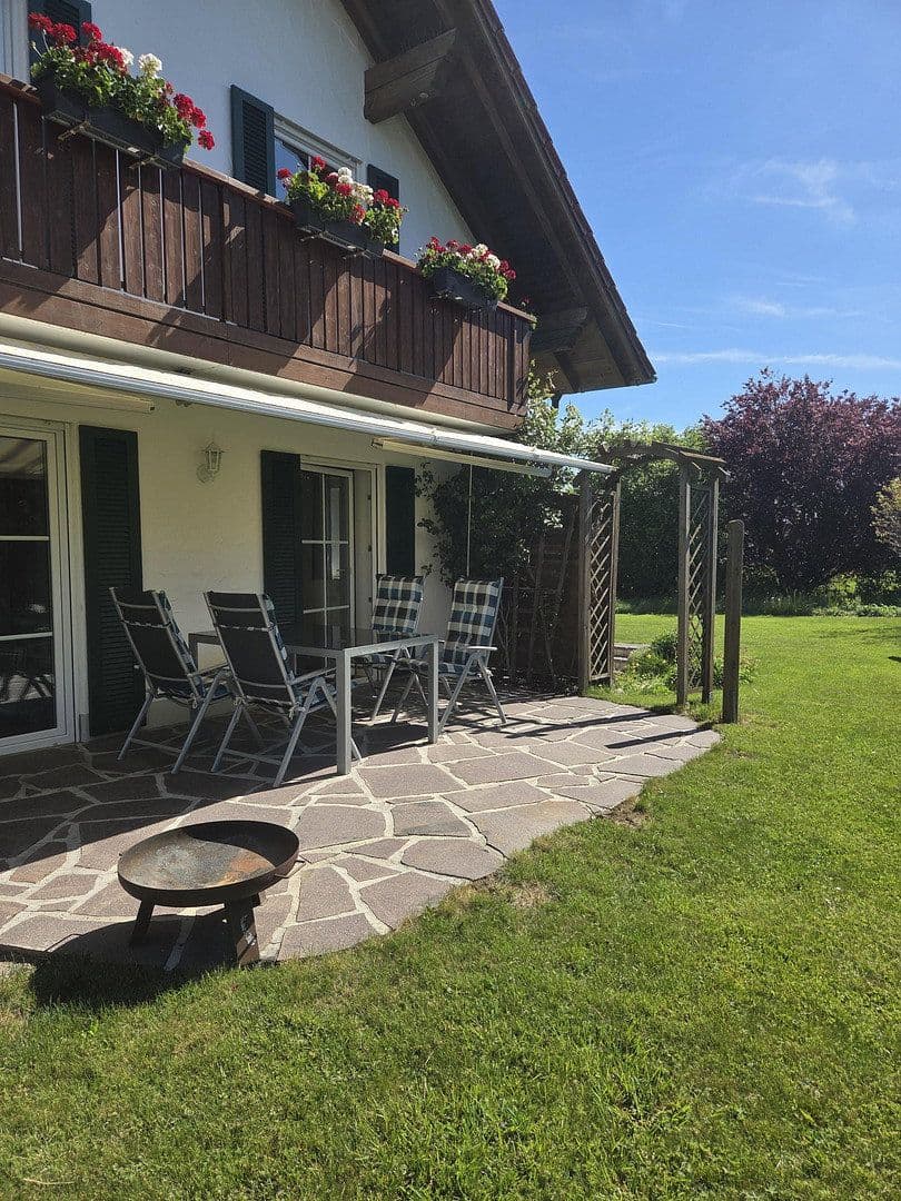 Predaj domu 143 m², pozemek 887 m², Vilgertshofen, Bavorsko Predaj domu 143 m², pozemek 887 m², Vilgertshofen, Bavorsko