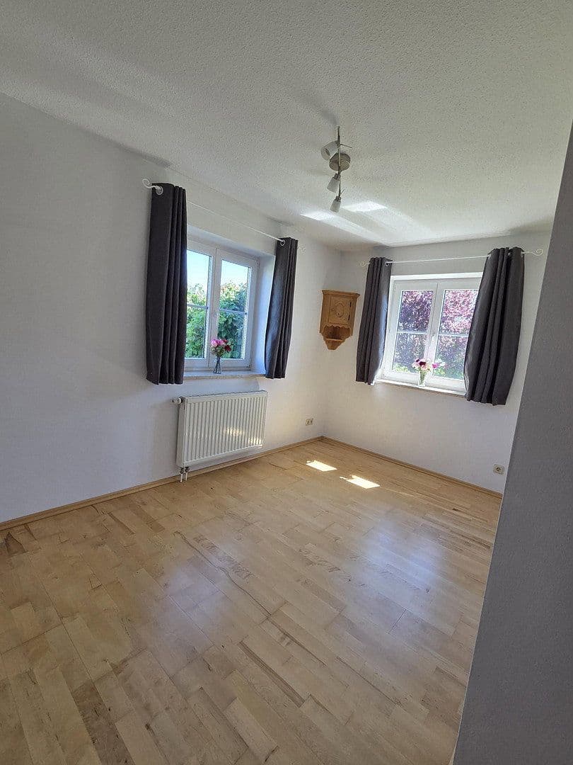 Predaj domu 143 m², pozemek 887 m², Vilgertshofen, Bavorsko Predaj domu 143 m², pozemek 887 m², Vilgertshofen, Bavorsko