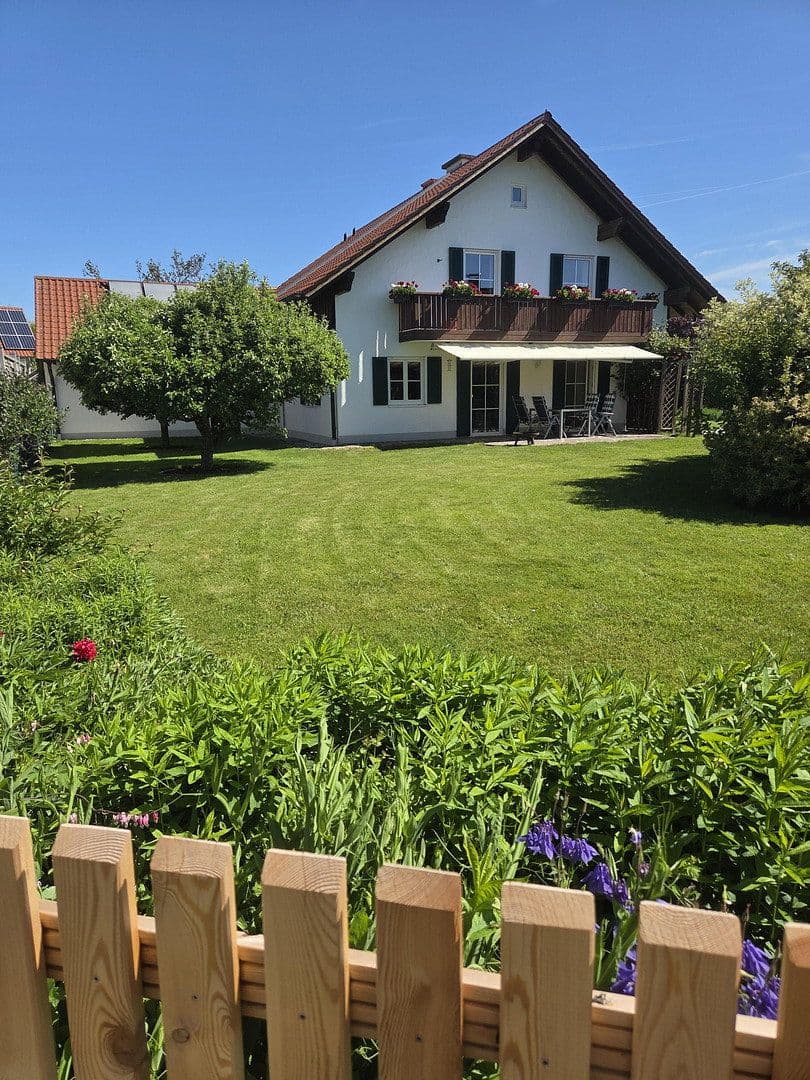 Predaj domu 143 m², pozemek 887 m², Vilgertshofen, Bavorsko Predaj domu 143 m², pozemek 887 m², Vilgertshofen, Bavorsko