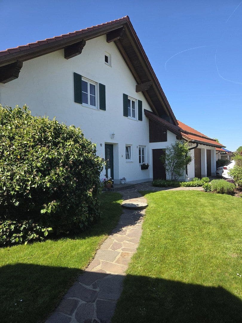Predaj domu 143 m², pozemek 887 m², Vilgertshofen, Bavorsko Predaj domu 143 m², pozemek 887 m², Vilgertshofen, Bavorsko