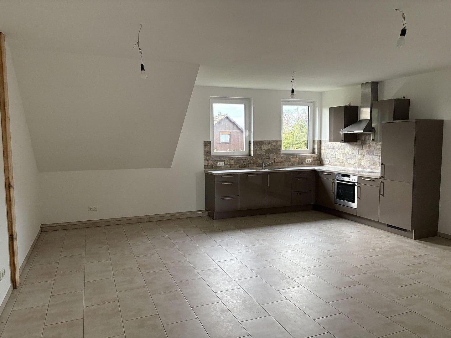 Predaj domu 268 m², pozemek 650 m², Jersbek, Jersbek, Šlezvicko-Holštajnsko Predaj domu 268 m², pozemek 650 m², Jersbek, Jersbek, Šlezvicko-Holštajnsko