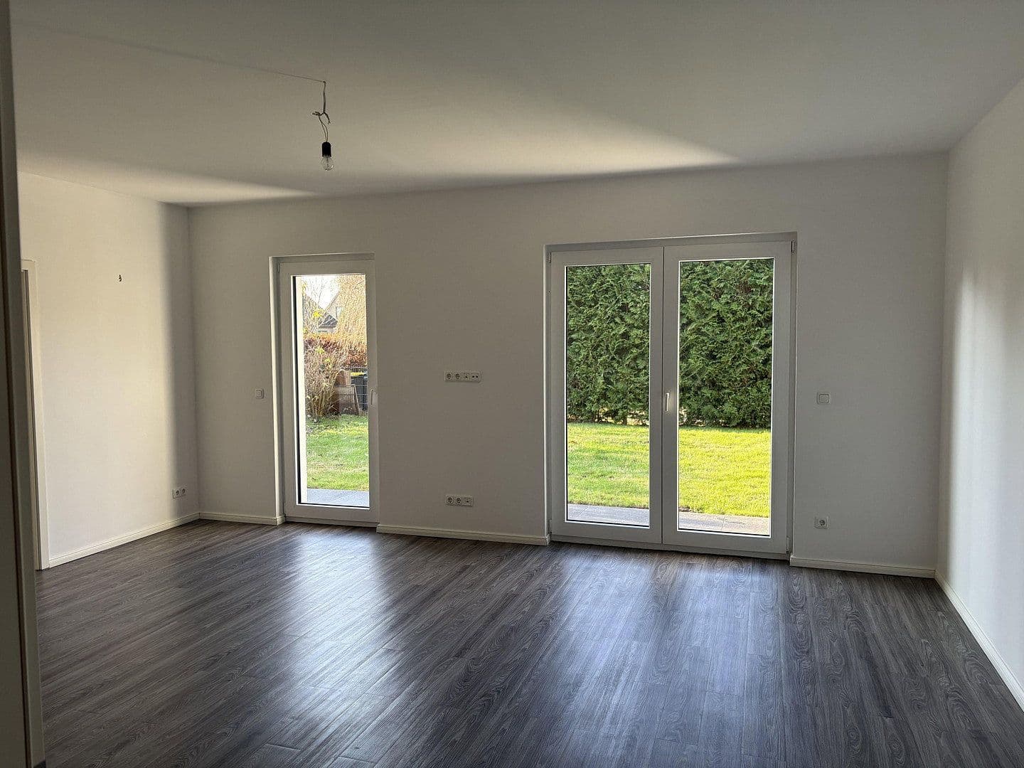 Predaj domu 268 m², pozemek 650 m², Jersbek, Jersbek, Šlezvicko-Holštajnsko Predaj domu 268 m², pozemek 650 m², Jersbek, Jersbek, Šlezvicko-Holštajnsko