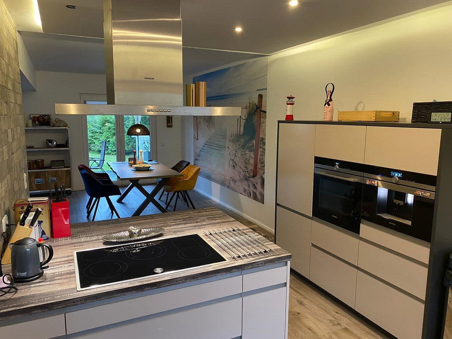 Predaj domu 268 m², pozemek 650 m², Jersbek, Jersbek, Šlezvicko-Holštajnsko Predaj domu 268 m², pozemek 650 m², Jersbek, Jersbek, Šlezvicko-Holštajnsko