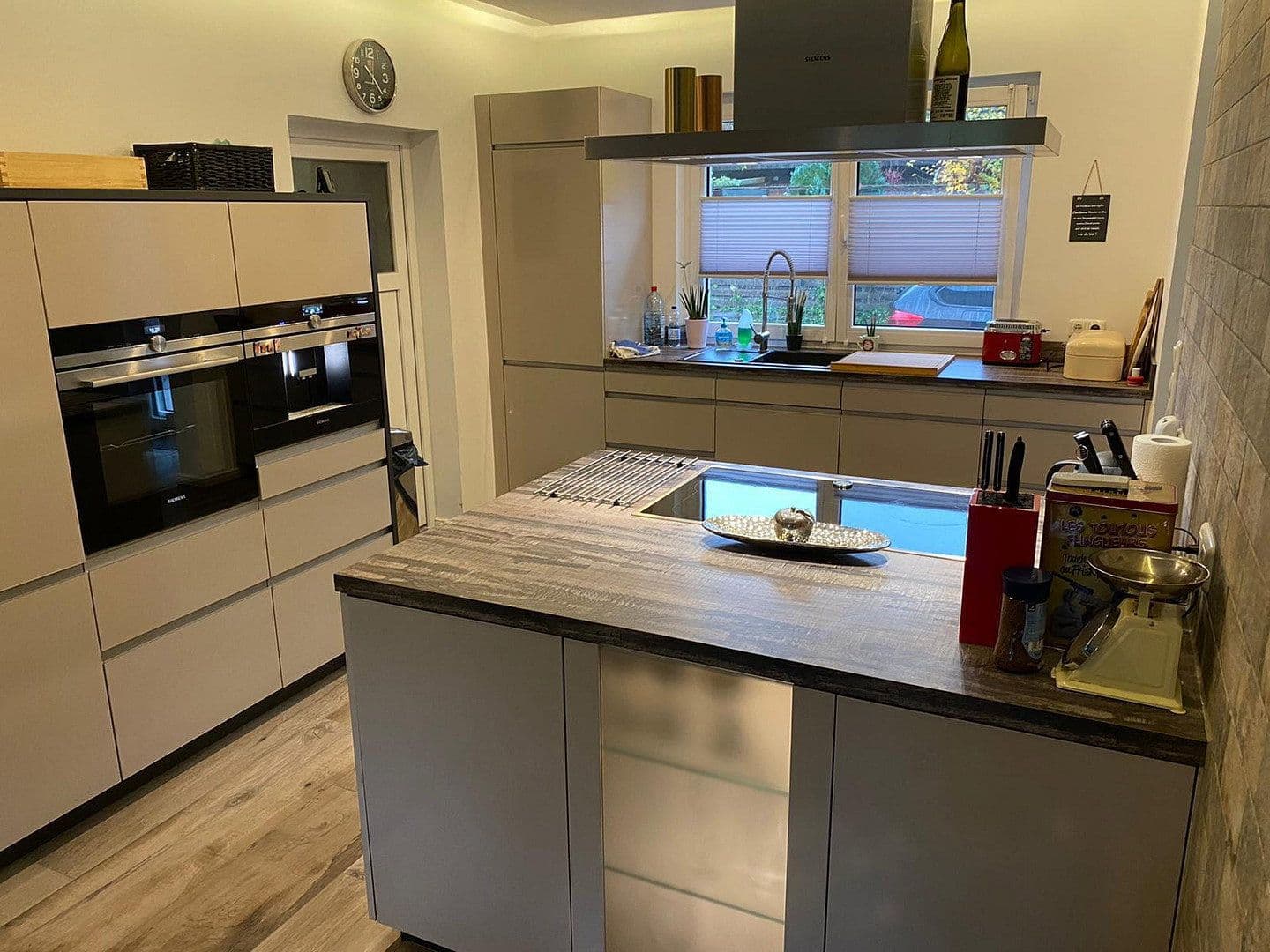 Predaj domu 268 m², pozemek 650 m², Jersbek, Jersbek, Šlezvicko-Holštajnsko Predaj domu 268 m², pozemek 650 m², Jersbek, Jersbek, Šlezvicko-Holštajnsko