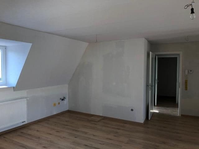 Prenájom bytu 4-izbový 170 m², Ochsenfurt, Bavorsko Prenájom bytu 4-izbový 170 m², Ochsenfurt, Bavorsko