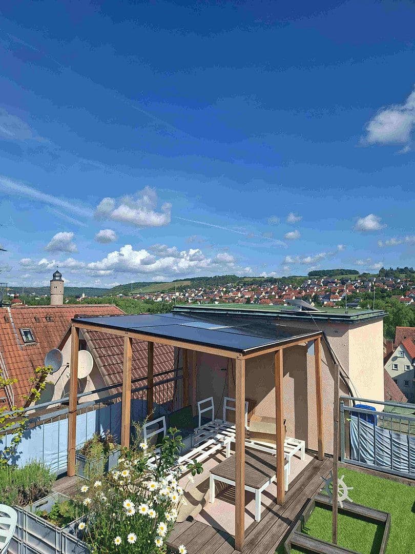 Prenájom bytu 4-izbový 170 m², Ochsenfurt, Bavorsko Prenájom bytu 4-izbový 170 m², Ochsenfurt, Bavorsko