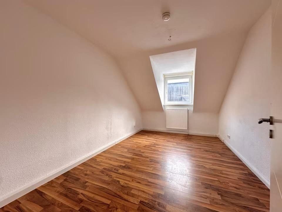 Prenájom bytu 4-izbový 73 m², Gelsenkirchen, Severné Porýnie - Westfálsko Prenájom bytu 4-izbový 73 m², Gelsenkirchen, Severné Porýnie - Westfálsko