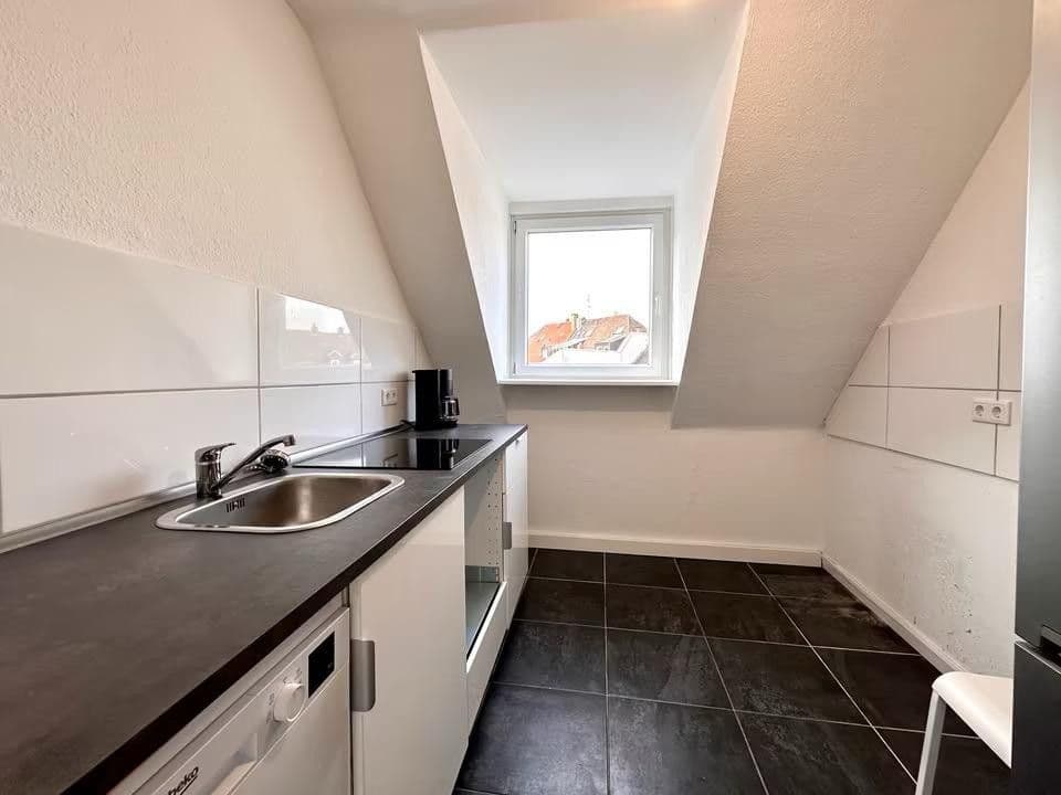 Prenájom bytu 4-izbový 73 m², Gelsenkirchen, Severné Porýnie - Westfálsko Prenájom bytu 4-izbový 73 m², Gelsenkirchen, Severné Porýnie - Westfálsko