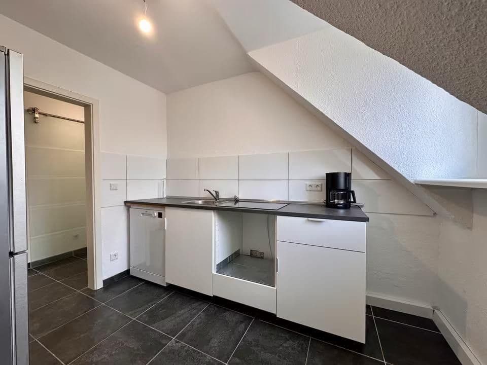 Prenájom bytu 4-izbový 73 m², Gelsenkirchen, Severné Porýnie - Westfálsko Prenájom bytu 4-izbový 73 m², Gelsenkirchen, Severné Porýnie - Westfálsko