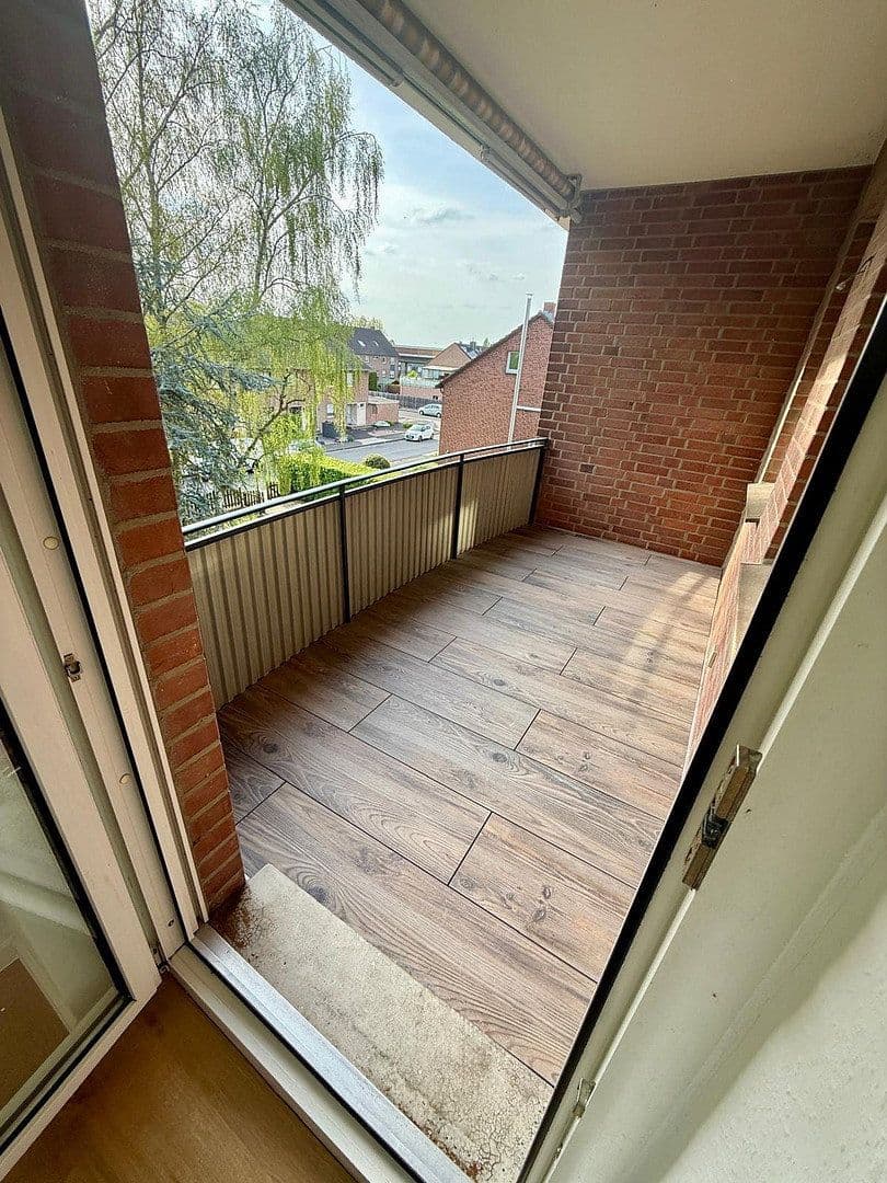 Prenájom bytu 3-izbový 74 m², Korschenbroich, Severné Porýnie - Westfálsko Prenájom bytu 3-izbový 74 m², Korschenbroich, Severné Porýnie - Westfálsko
