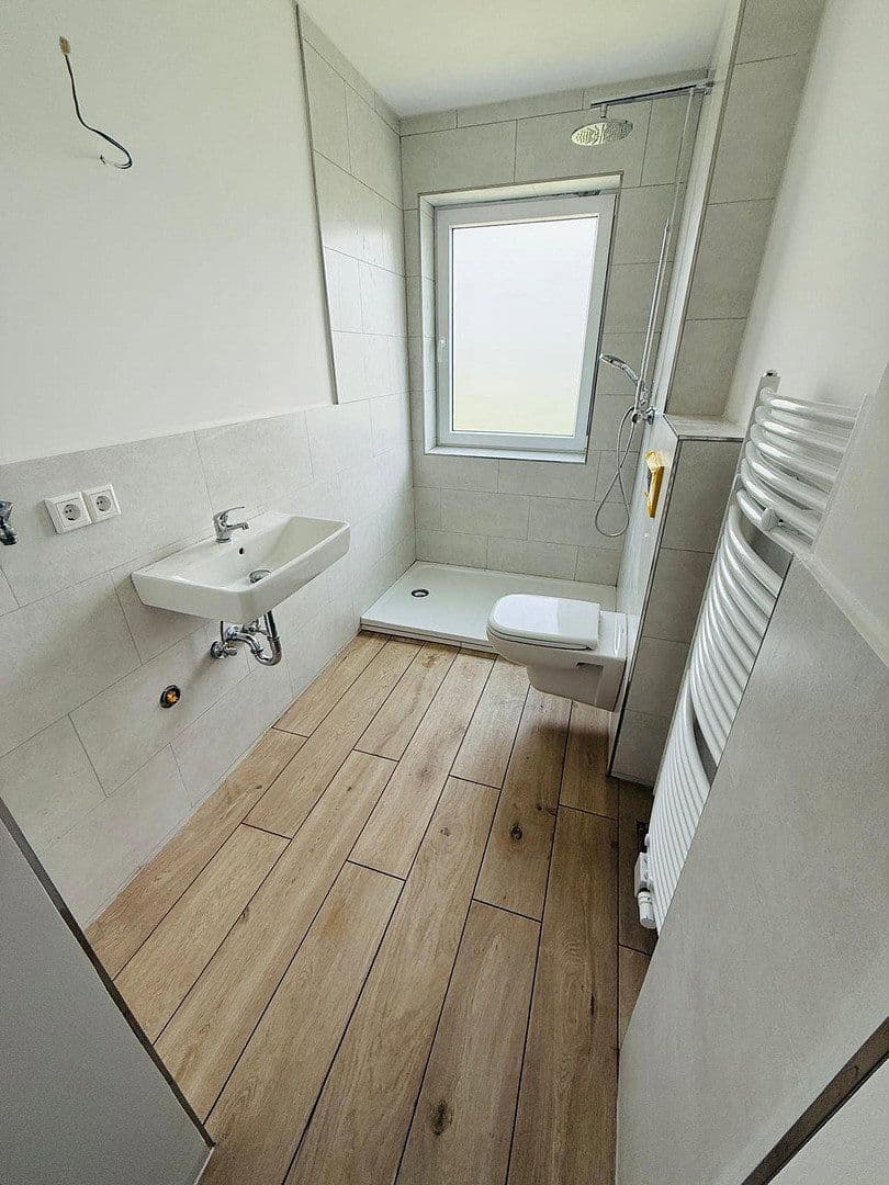 Prenájom bytu 3-izbový 74 m², Korschenbroich, Severné Porýnie - Westfálsko Prenájom bytu 3-izbový 74 m², Korschenbroich, Severné Porýnie - Westfálsko