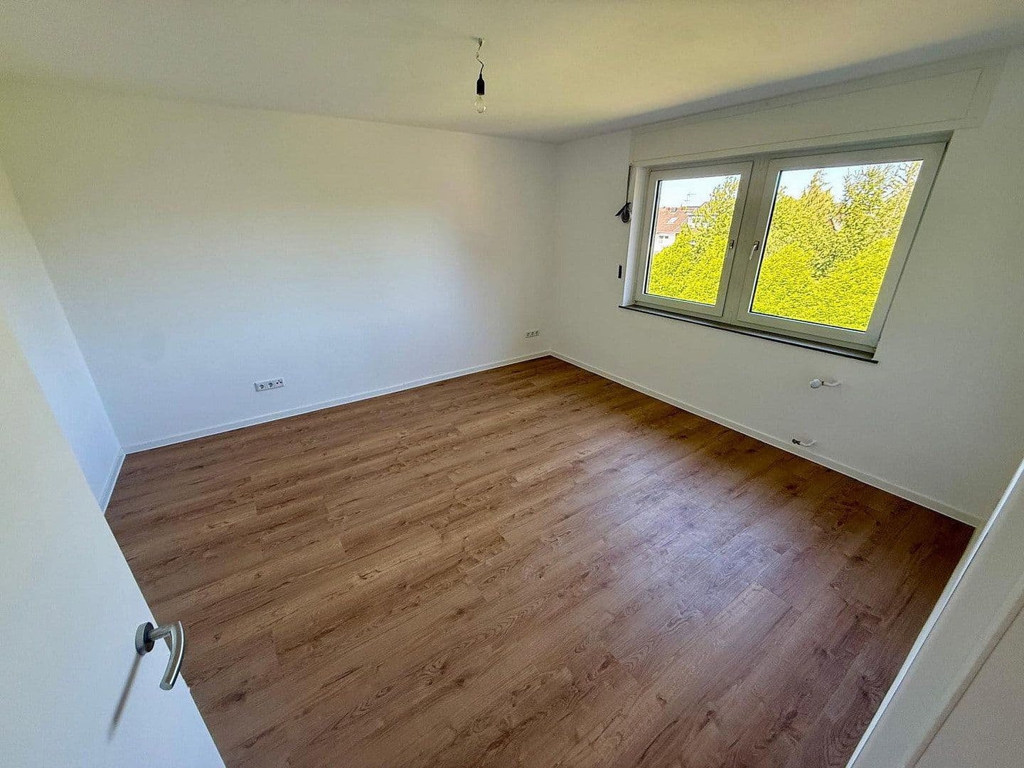 Prenájom bytu 3-izbový 74 m², Korschenbroich, Severné Porýnie - Westfálsko Prenájom bytu 3-izbový 74 m², Korschenbroich, Severné Porýnie - Westfálsko