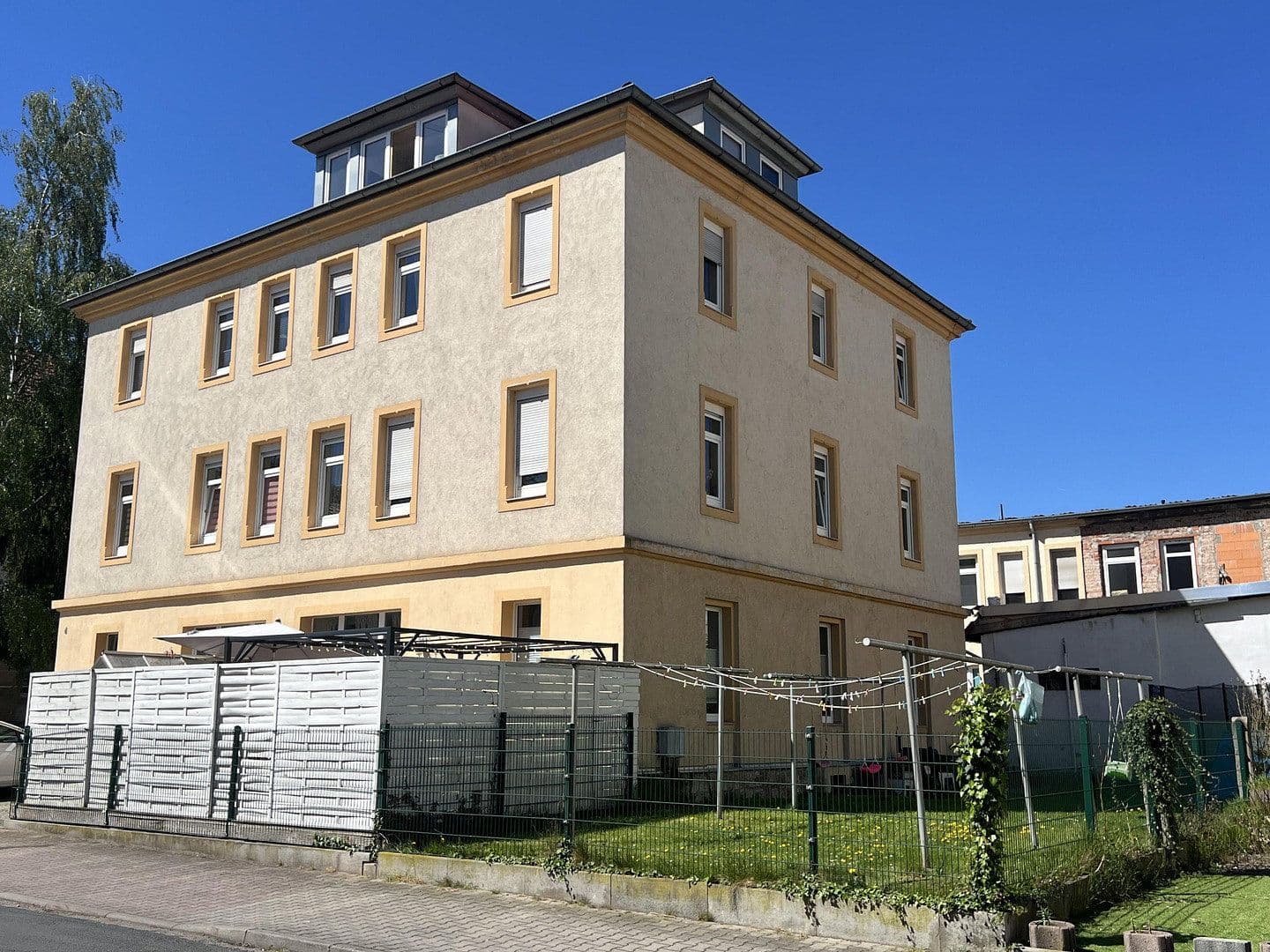 Prenájom bytu 4-izbový 108 m², Karl Marx Straße 6, Heidenau, Sasko Prenájom bytu 4-izbový 108 m², Karl Marx Straße 6, Heidenau, Sasko