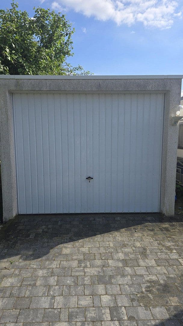 Predaj domu 121 m², pozemek 830 m², Finsterwalde, Brandenbursko Predaj domu 121 m², pozemek 830 m², Finsterwalde, Brandenbursko