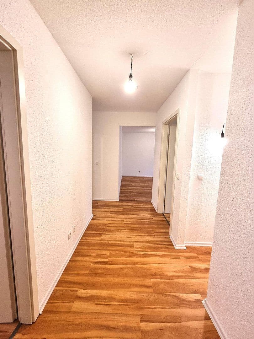 Prenájom bytu 3-izbový 83 m², Helga-Barth-Straße 7, Bretten, Bádensko-Wurttembersko Prenájom bytu 3-izbový 83 m², Helga-Barth-Straße 7, Bretten, Bádensko-Wurttembersko