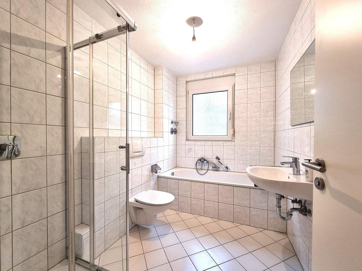 Prenájom bytu 3-izbový 83 m², Helga-Barth-Straße 7, Bretten, Bádensko-Wurttembersko Prenájom bytu 3-izbový 83 m², Helga-Barth-Straße 7, Bretten, Bádensko-Wurttembersko