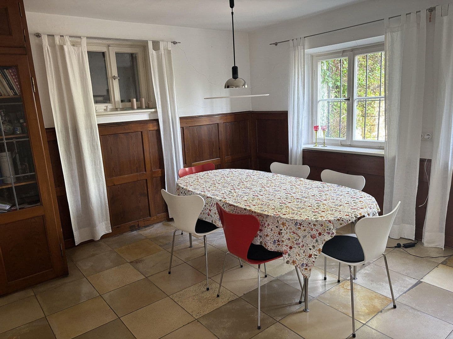 Predaj domu 312 m², pozemek 3.680 m², Westhausen, Bádensko-Wurttembersko Predaj domu 312 m², pozemek 3.680 m², Westhausen, Bádensko-Wurttembersko