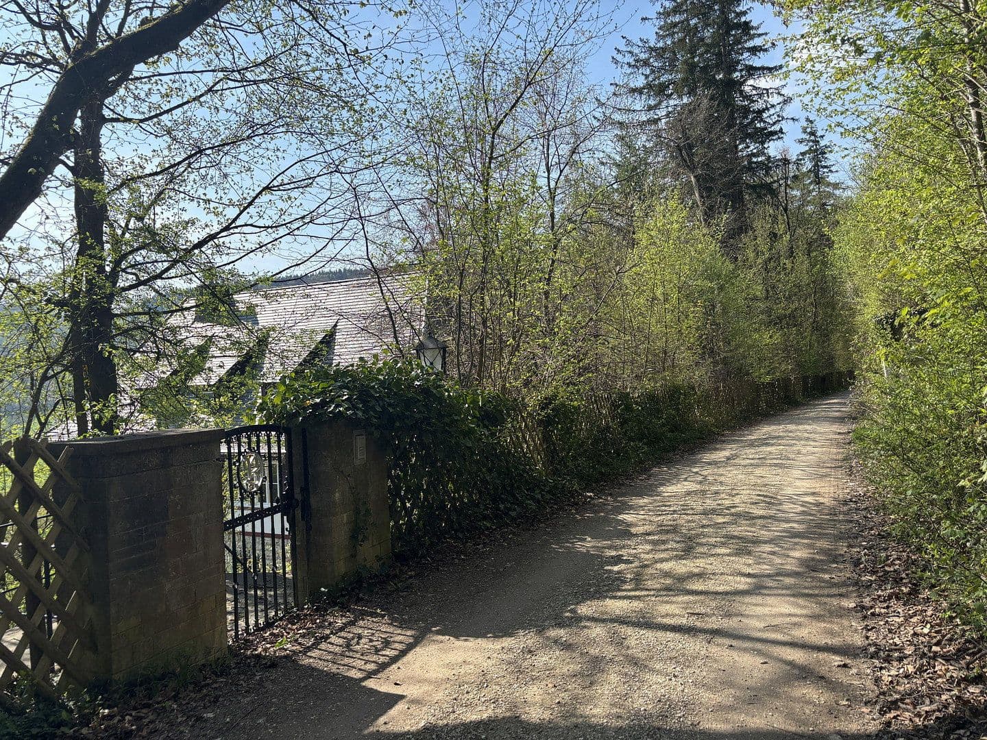 Predaj domu 312 m², pozemek 3.680 m², Westhausen, Bádensko-Wurttembersko Predaj domu 312 m², pozemek 3.680 m², Westhausen, Bádensko-Wurttembersko