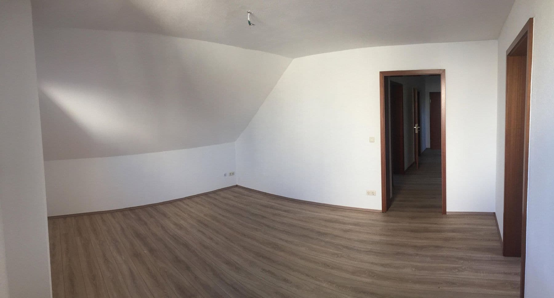 Predaj domu 382 m², pozemek 1.033 m², Kühlungsborn, Meklenbursko-Predpomoransko Predaj domu 382 m², pozemek 1.033 m², Kühlungsborn, Meklenbursko-Predpomoransko