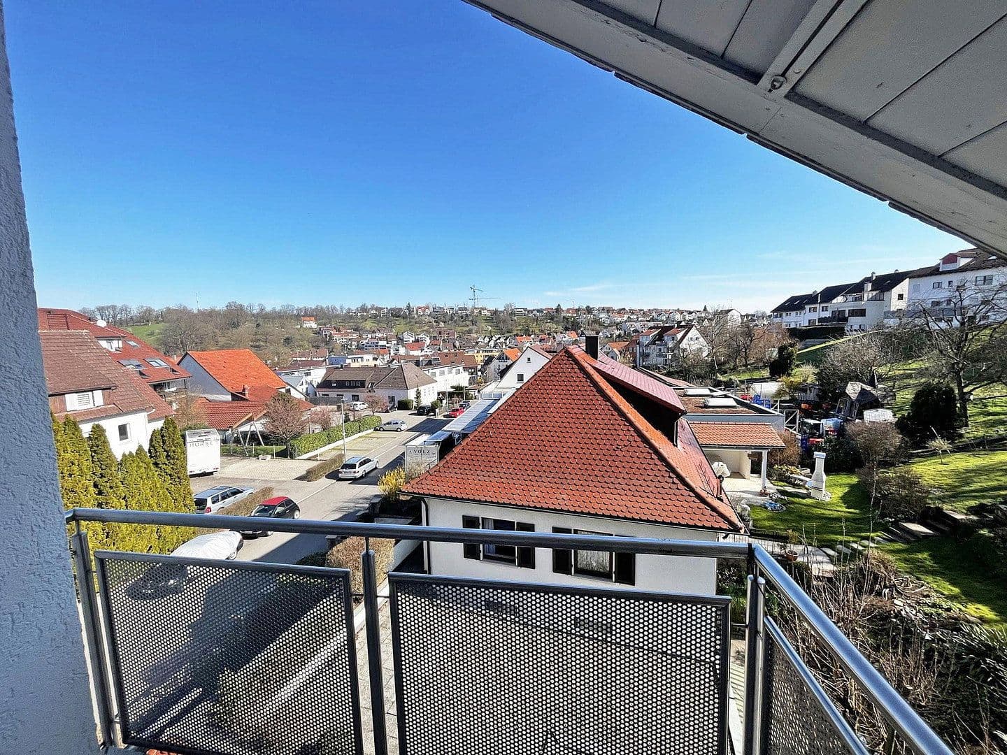 Prenájom bytu 1-izbový 37 m², Ostfildern, Bádensko-Wurttembersko Prenájom bytu 1-izbový 37 m², Ostfildern, Bádensko-Wurttembersko