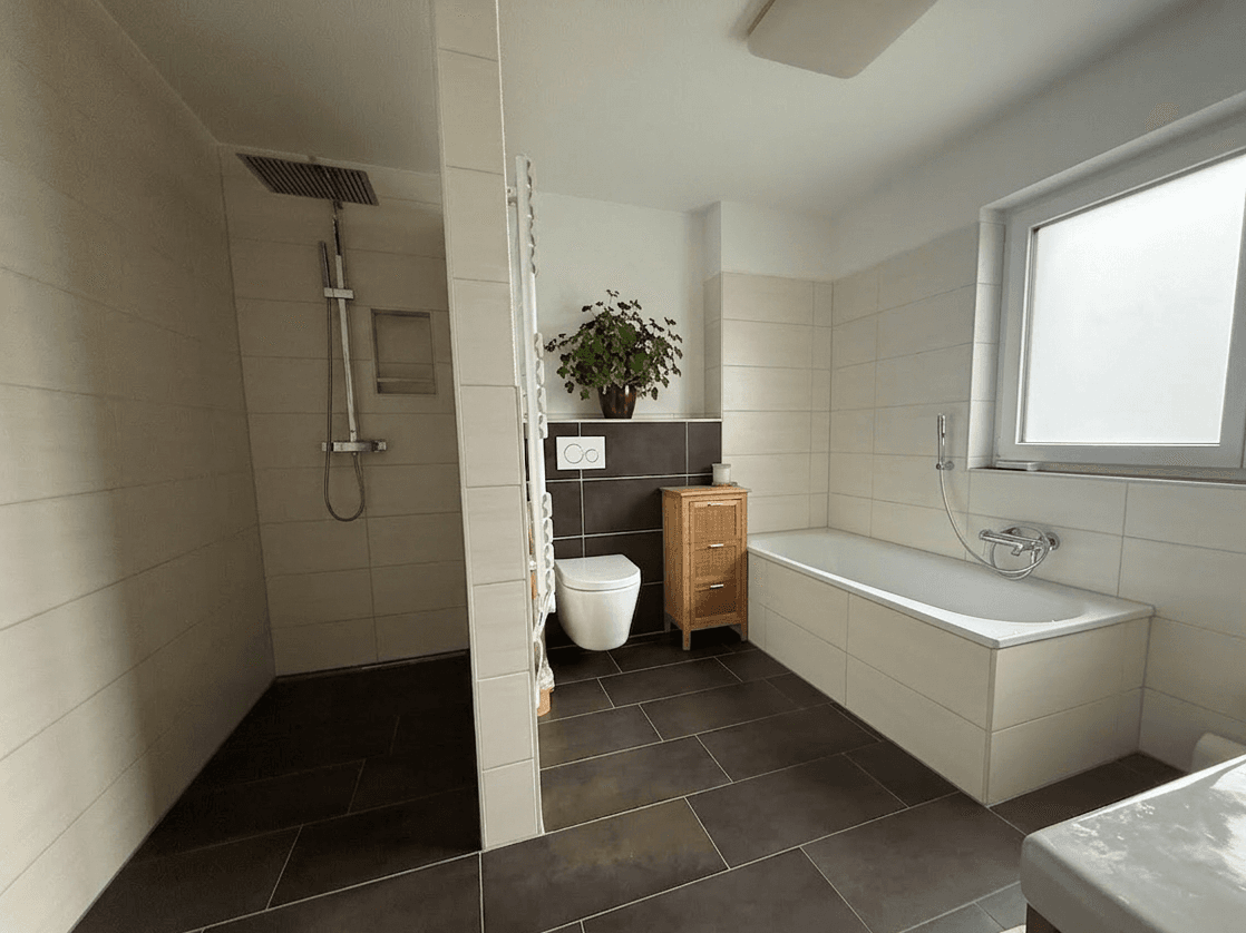 Predaj domu 164 m², pozemek 156 m², Steinen, Bádensko-Wurttembersko Predaj domu 164 m², pozemek 156 m², Steinen, Bádensko-Wurttembersko