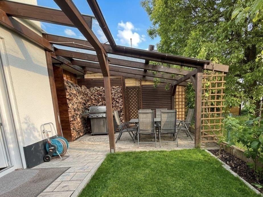 Predaj domu 164 m², pozemek 156 m², Steinen, Bádensko-Wurttembersko Predaj domu 164 m², pozemek 156 m², Steinen, Bádensko-Wurttembersko