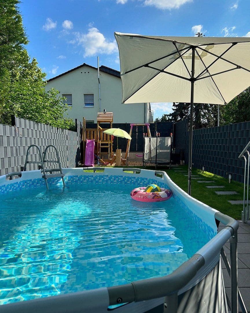 Predaj domu 125 m², pozemek 171 m², Mannheim, Bádensko-Wurttembersko Predaj domu 125 m², pozemek 171 m², Mannheim, Bádensko-Wurttembersko