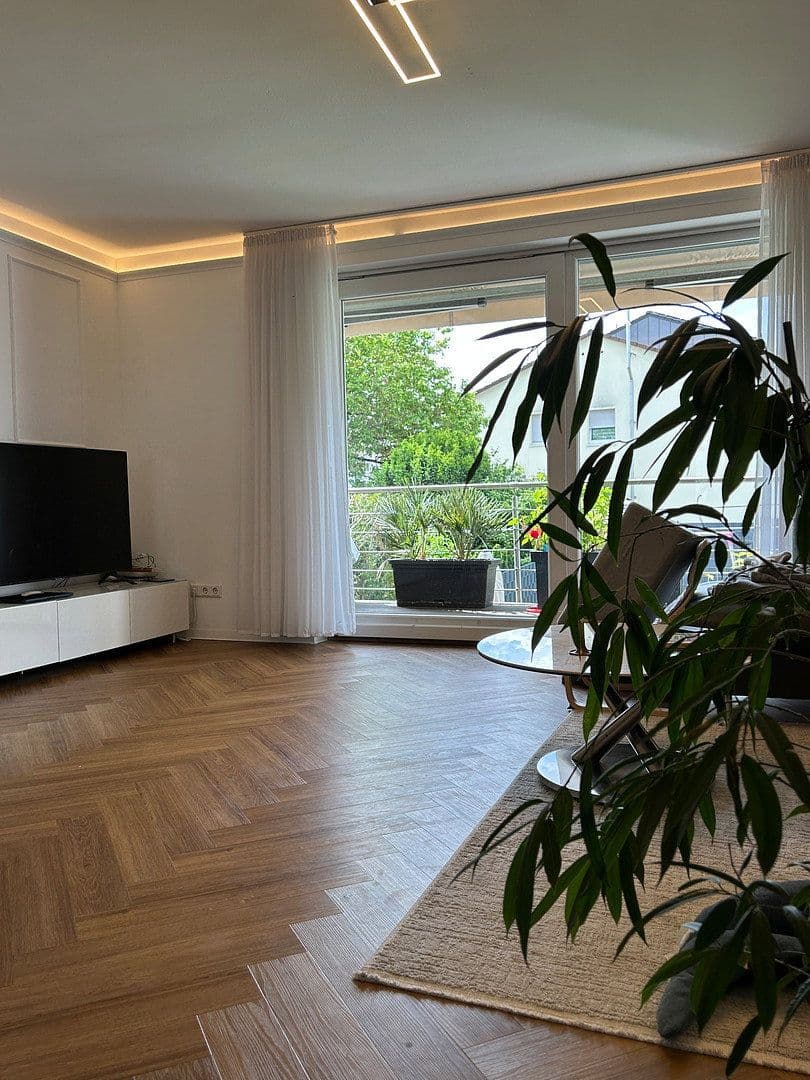 Predaj domu 125 m², pozemek 171 m², Mannheim, Bádensko-Wurttembersko Predaj domu 125 m², pozemek 171 m², Mannheim, Bádensko-Wurttembersko