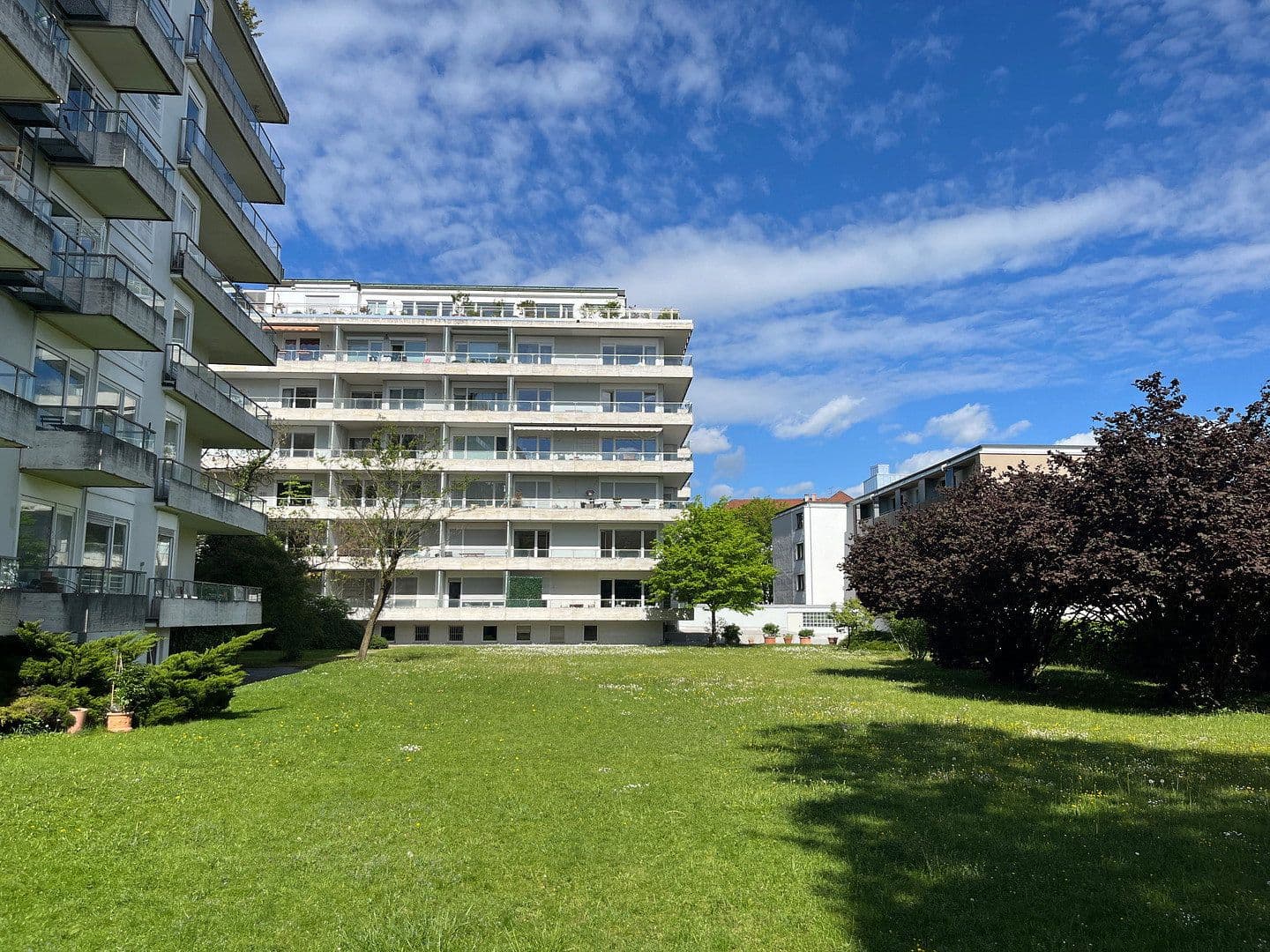 Prenájom bytu 3-izbový 100 m², Artur-Kutscher-Platz 1, München, Bavorsko Prenájom bytu 3-izbový 100 m², Artur-Kutscher-Platz 1, München, Bavorsko