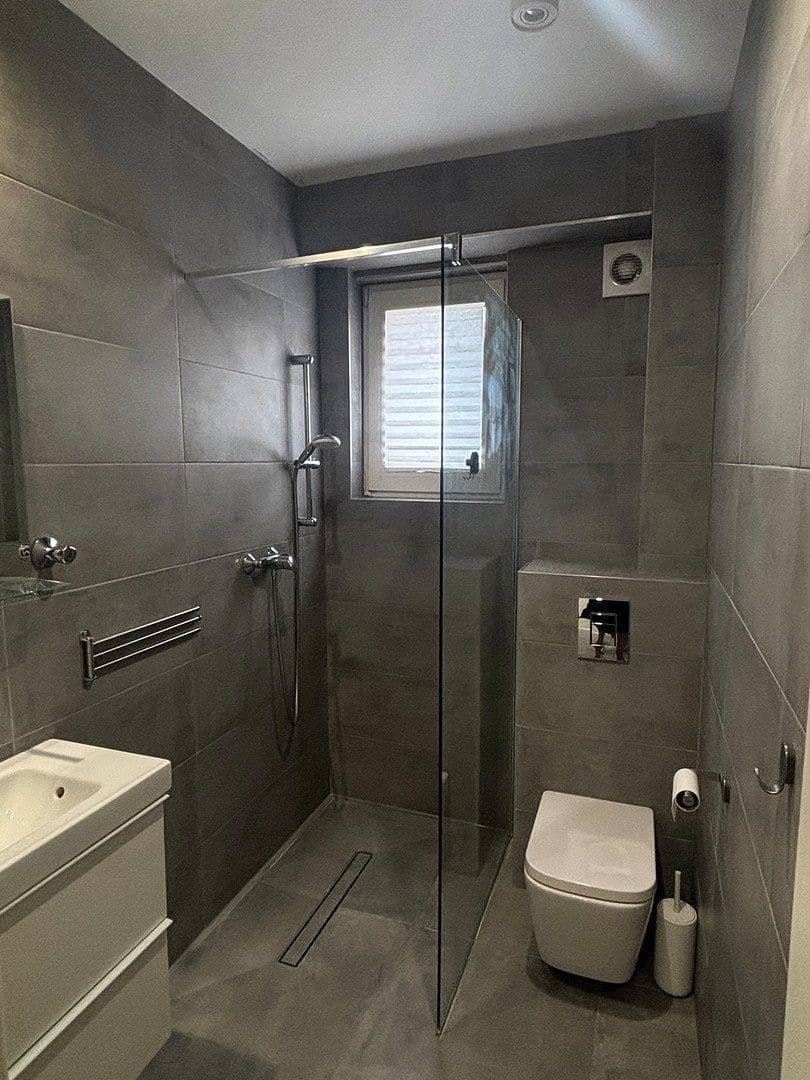 Prenájom bytu 3-izbový 60 m², Leibnizstraße 40, Mönchengladbach, Severné Porýnie - Westfálsko Prenájom bytu 3-izbový 60 m², Leibnizstraße 40, Mönchengladbach, Severné Porýnie - Westfálsko