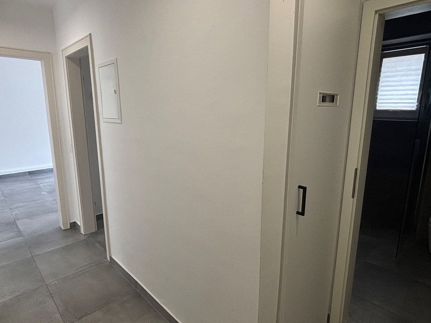 Prenájom bytu 3-izbový 60 m², Leibnizstraße 40, Mönchengladbach, Severné Porýnie - Westfálsko Prenájom bytu 3-izbový 60 m², Leibnizstraße 40, Mönchengladbach, Severné Porýnie - Westfálsko