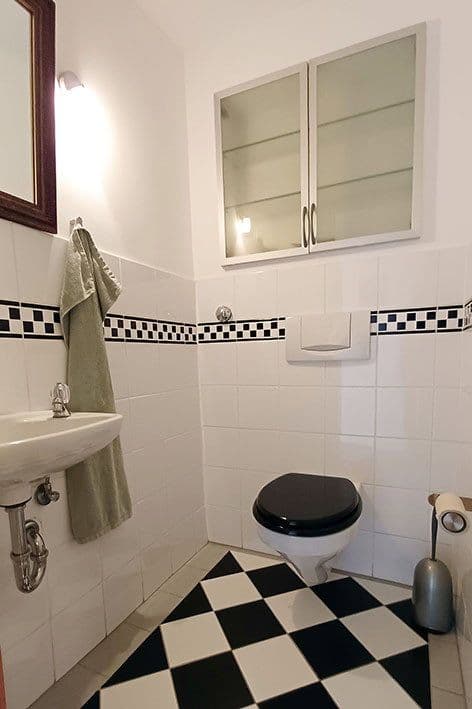 Predaj bytu 4-izbový 145 m², Essen, Severné Porýnie - Westfálsko Predaj bytu 4-izbový 145 m², Essen, Severné Porýnie - Westfálsko