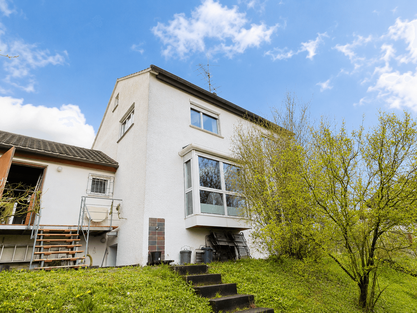 Predaj domu 112 m², pozemek 562 m², Nürtingen, Bádensko-Wurttembersko Predaj domu 112 m², pozemek 562 m², Nürtingen, Bádensko-Wurttembersko