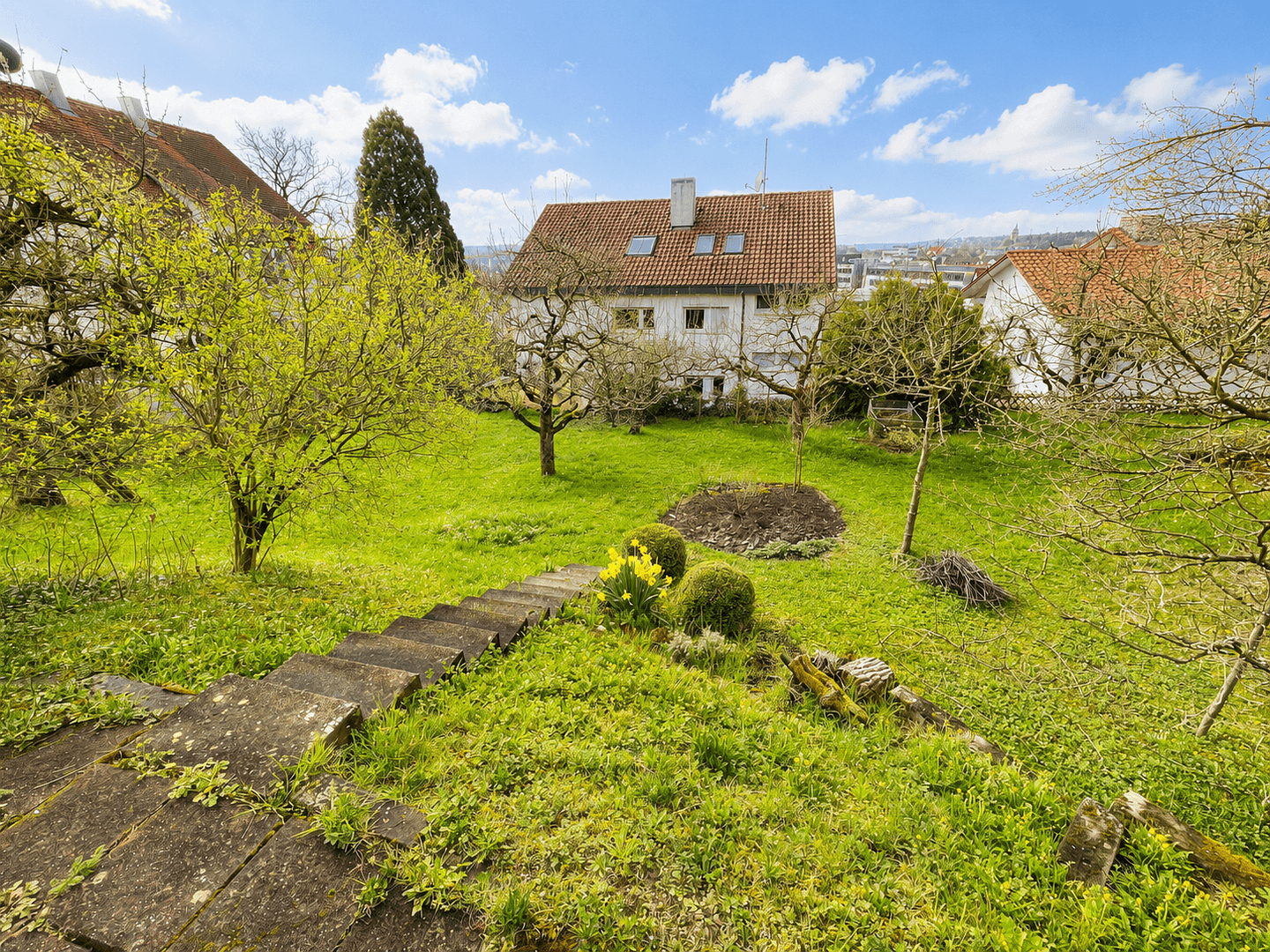 Predaj domu 112 m², pozemek 562 m², Nürtingen, Bádensko-Wurttembersko Predaj domu 112 m², pozemek 562 m², Nürtingen, Bádensko-Wurttembersko